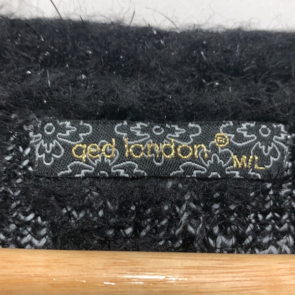 QED LONDON sweater, size M/L - Picture 3 of 4